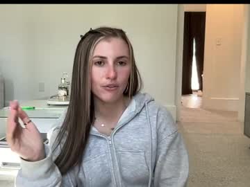 laylahlaylah1's chat room