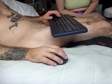 juneswallows's chat room