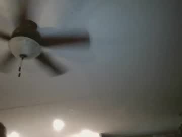 opiaundescent's chat room