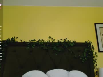 skybella_'s chat room