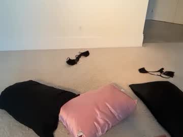 emilyparkerrr's chat room