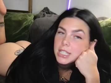 stacywithuu's chat room