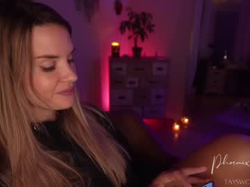 phoenix_taylor's chat room