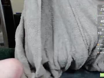 avgmomanddad's chat room