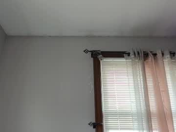 minahoneyy38's chat room