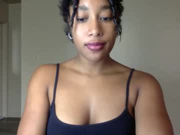 gyalxoxo's chat room