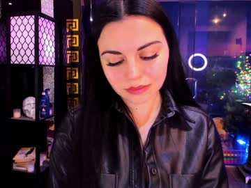 alma_pearl's chat room