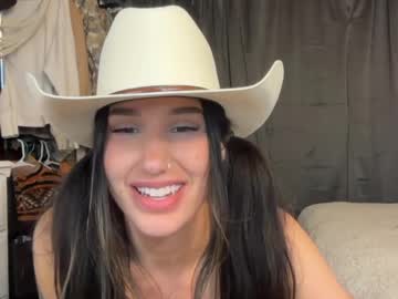 ella2sweet's chat room