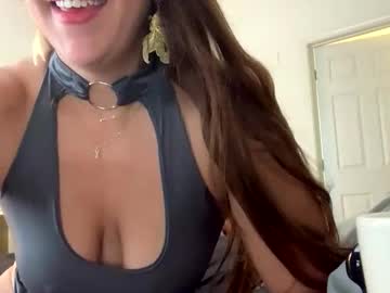 laineylifts's chat room