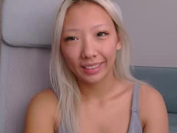 vivianwinters's chat room