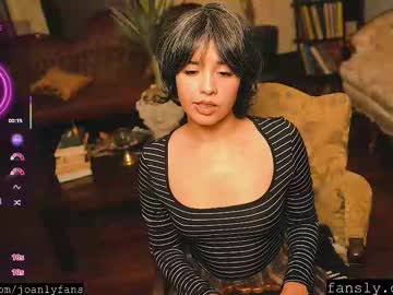 thecamwoman's chat room