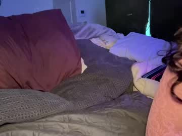 maemariposa's chat room