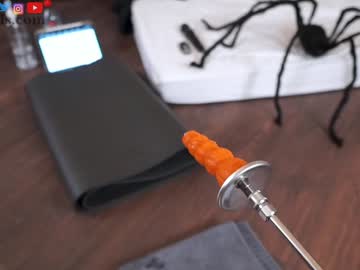 serareads's chat room