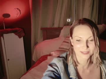 kaileeshy's chat room