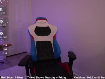 laylas_universe's chat room