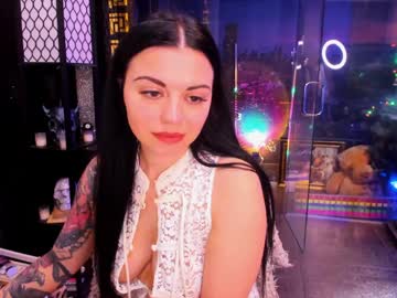 alma_pearl's chat room