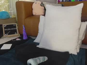 taylor_love_303's chat room