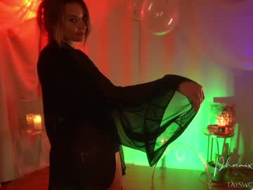phoenix_taylor's chat room