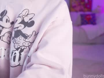 bunnydollstella's chat room