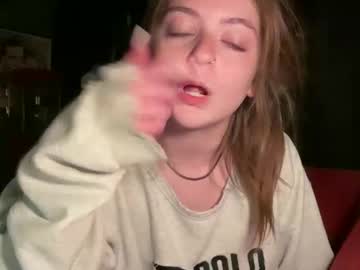 mollyxxxmoon's chat room