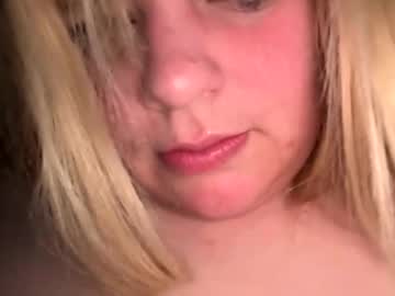 sweetlisa92's chat room