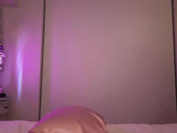 valerie_james3's chat room