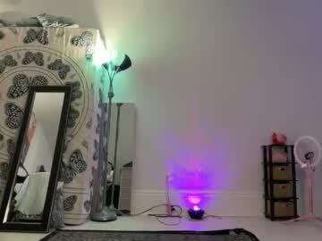 hannahtaylorr's chat room