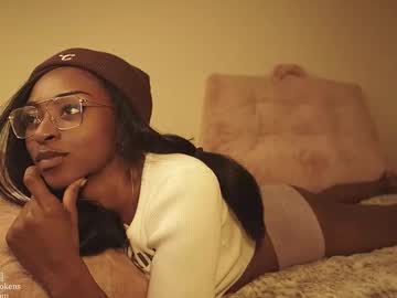 jada_valentine's chat room