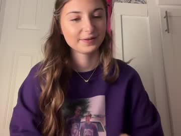 fantasyella's chat room