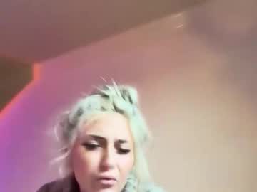 chloeros3e's chat room