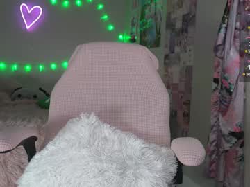 xclusivesecrets's chat room