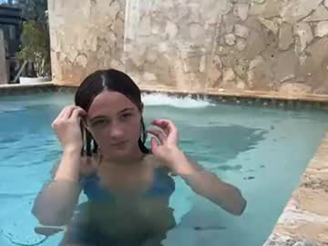 avaowensxo's chat room