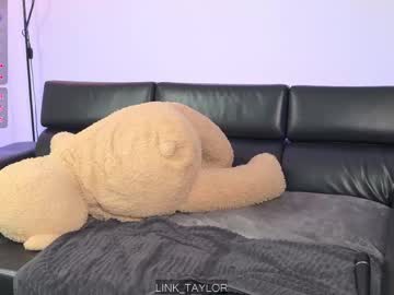 _taylormoon's chat room