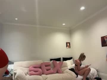 kateharperr's chat room