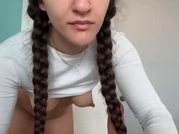 emmababy2322's chat room