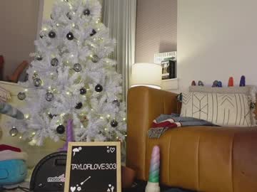 taylor_love_303's chat room