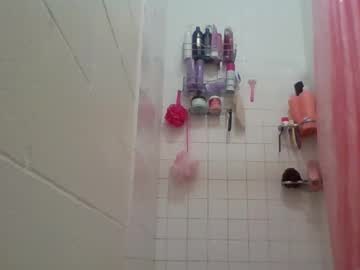 blonde_katie's chat room