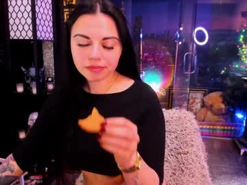 alma_pearl's chat room