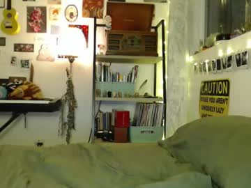 cypresskneez's chat room