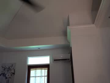 chloewildd's chat room