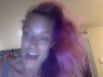 love_blooms's chat room