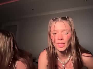 miamoorexo's chat room