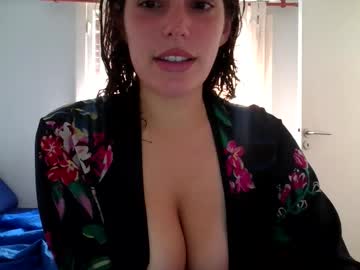 freckledeer's chat room