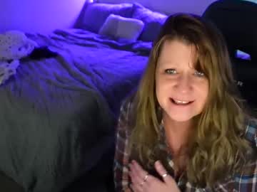 emberpheonixxx's chat room