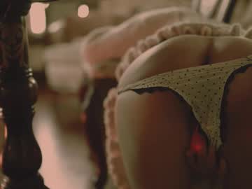 thecamwoman's chat room