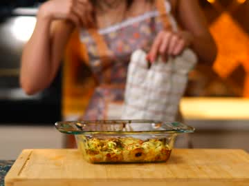 newchloe18's chat room