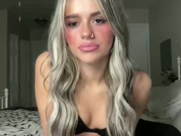 lolamarie_'s chat room