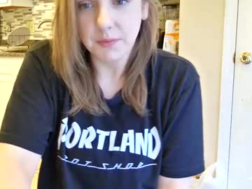 tinywithtiddies's chat room