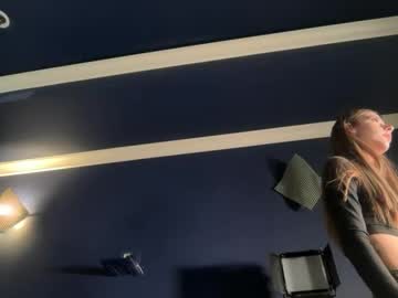 clairewalkerrr's chat room