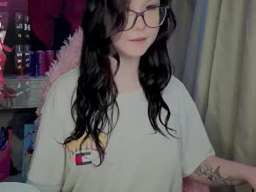 lilhornyprincess's chat room